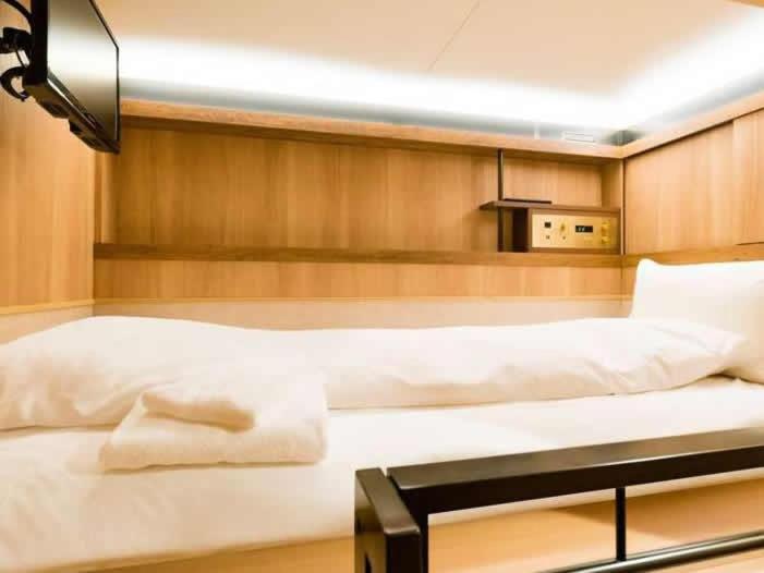 Cabin Inn Kyoto Sanjo Kawaramachi Экстерьер фото